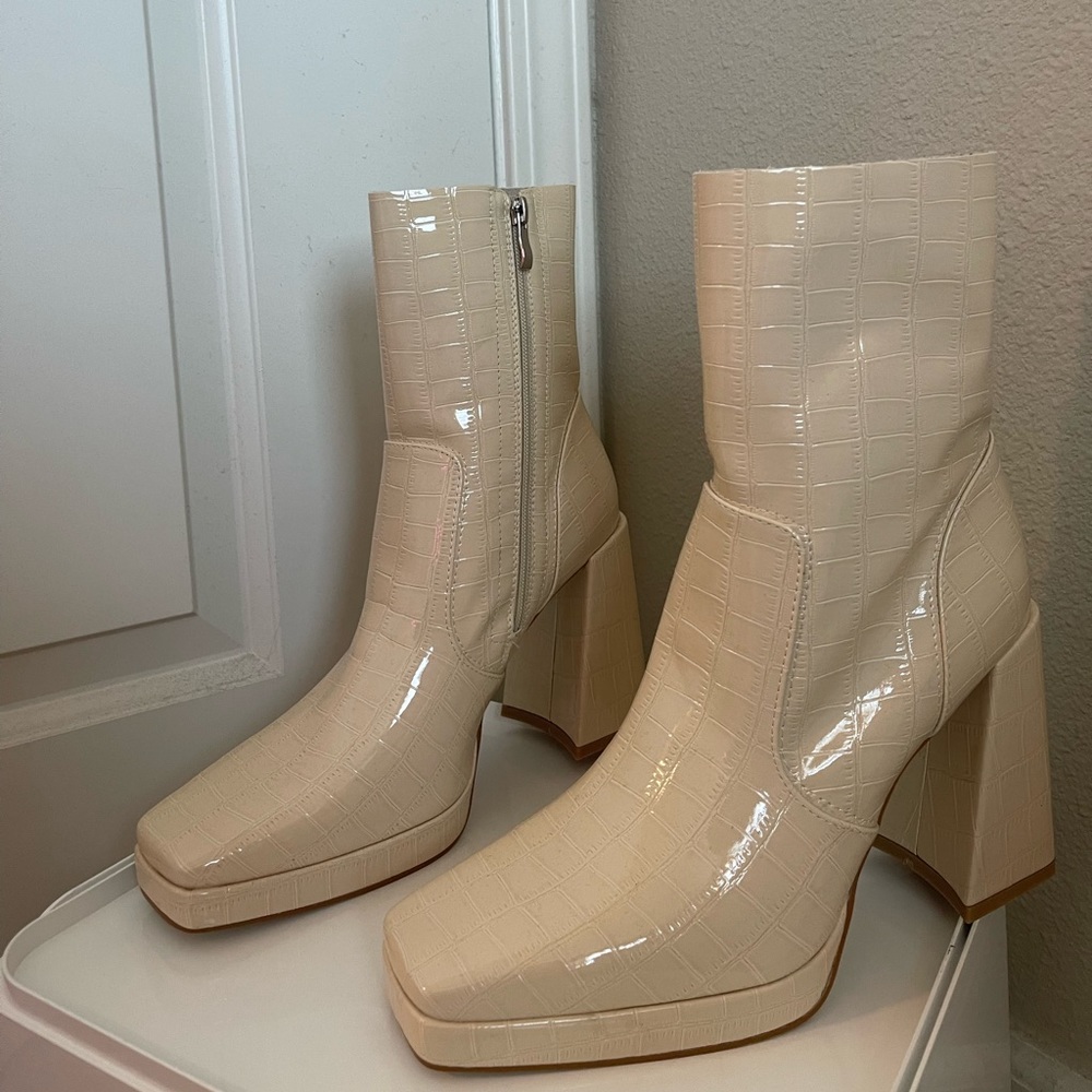 Croc cream boots